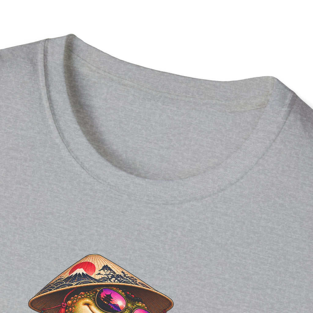 Toad walking  Origami dog unisex Softstyle T-Shirt