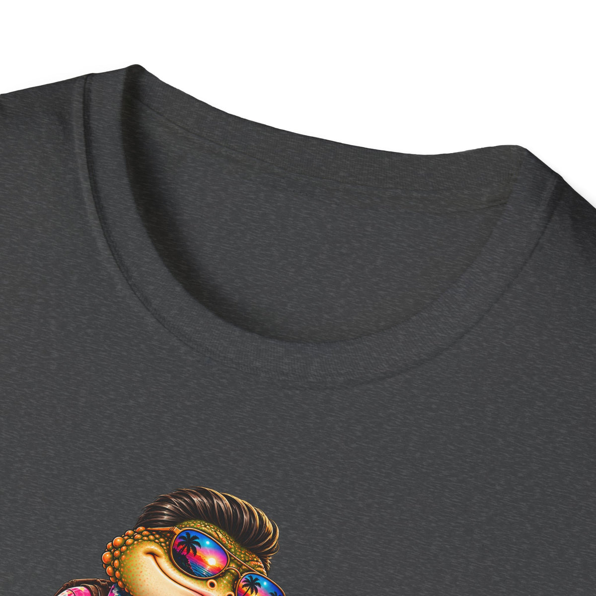Toad walking  Origami dog unisex Softstyle T-Shirt
