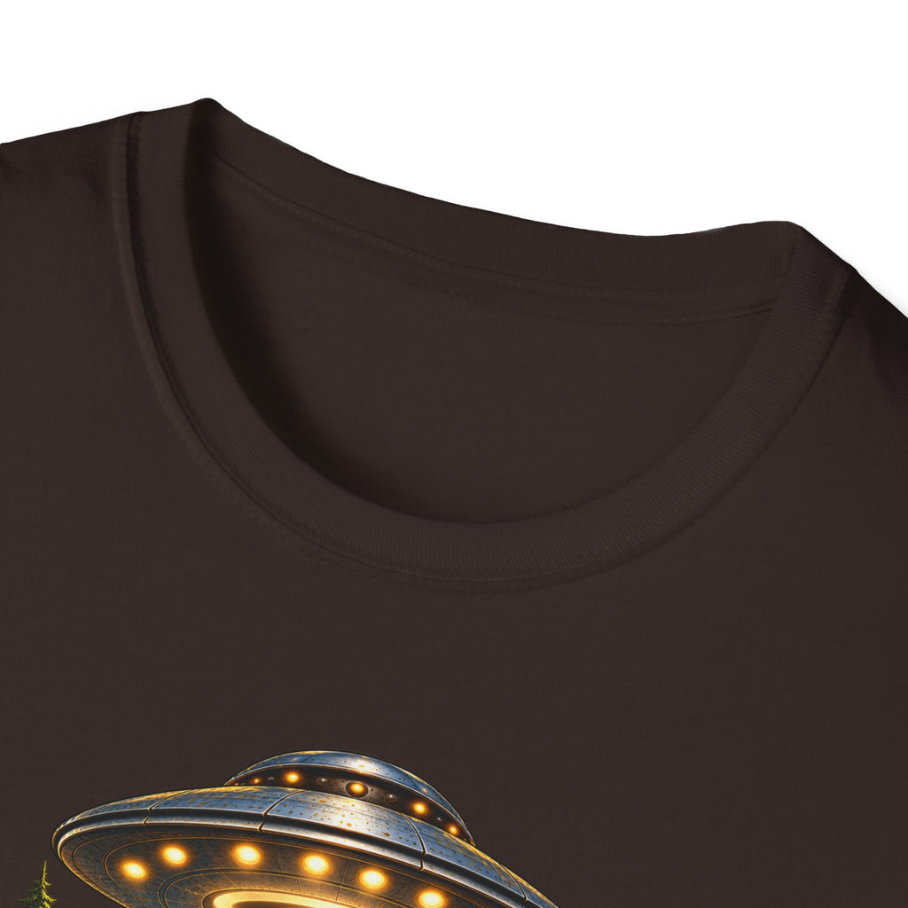 Alien & Toad UFO T-Shirt – Funny Extraterrestrial Graphic Tee